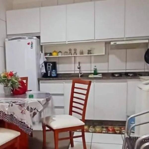 Aconchegante apto, quadra do mar, no Tabuleiro!