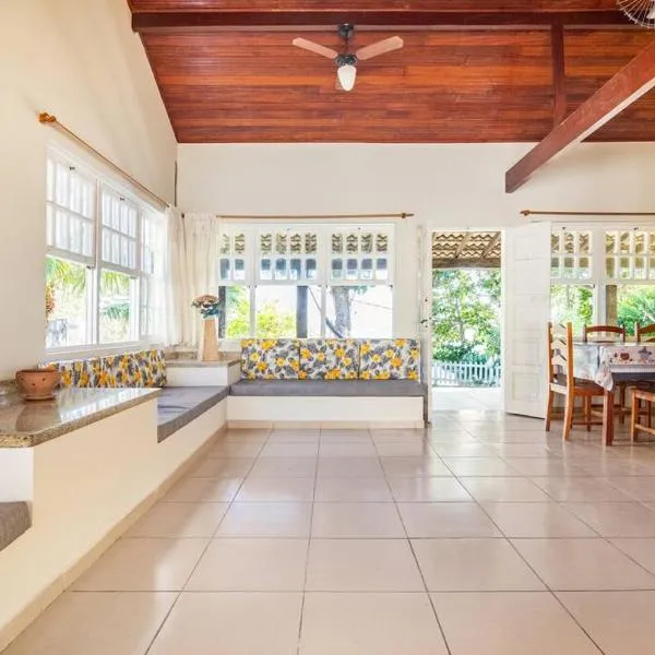 Casa 4 quartos, 2 suítes c/ acessibilidade