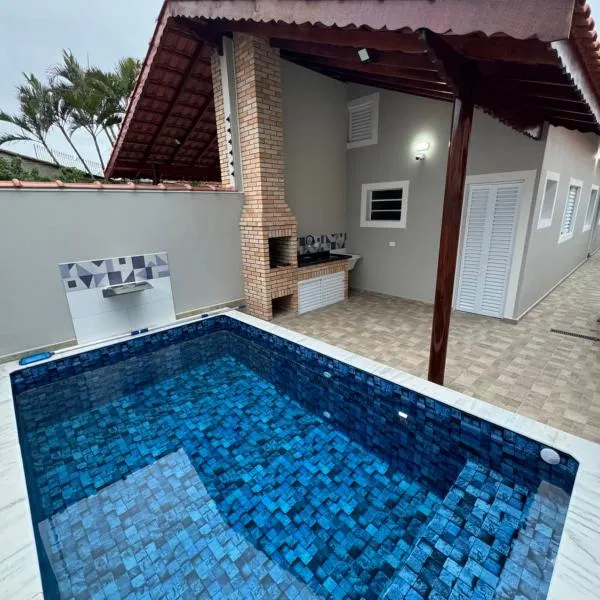 Casa nova na praia com piscina - Mongaguá