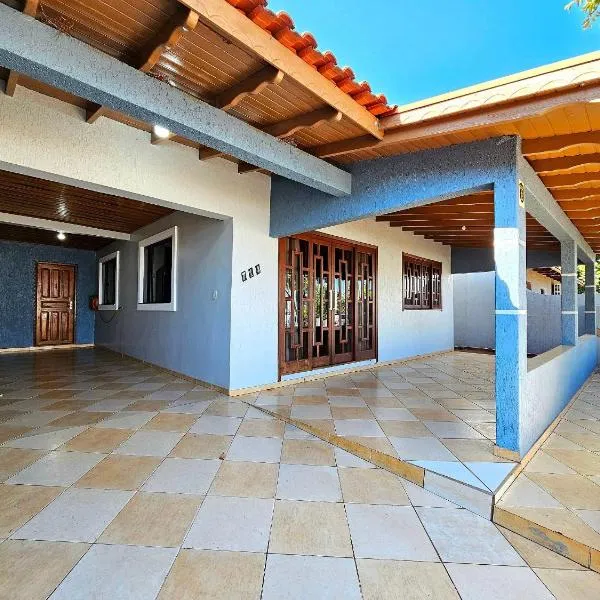 Casa Familiar Espaço Amplo com churrasqueira