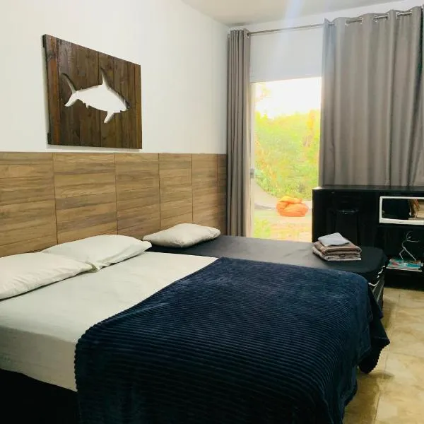 SUÍTE PRIVATIVA RIVIERA & ITAGUARÉ 100mts de 2 praias!